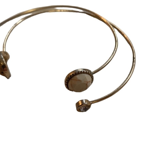 Two piece | Gold | Faux Stone | Bangle Set - Picture 4 of 11